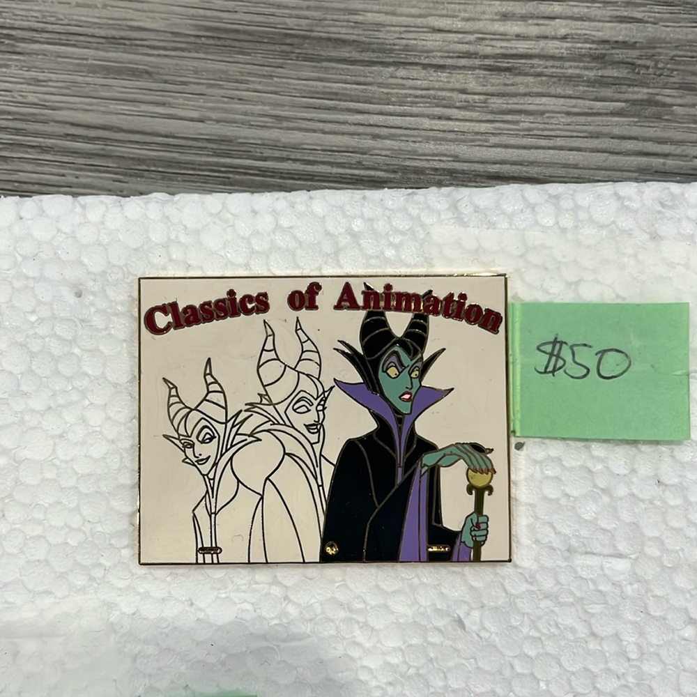 Disney pin